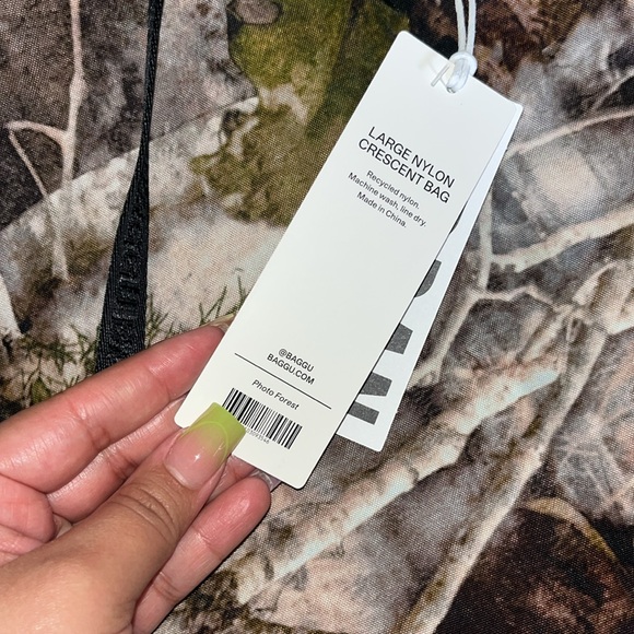 Baggu Large Crescent Photo Forest Bag - Picture 3 of 5